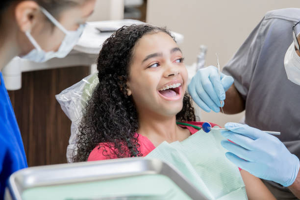 Best Emergency Dental Services for Seniors in Fair Plain, MI